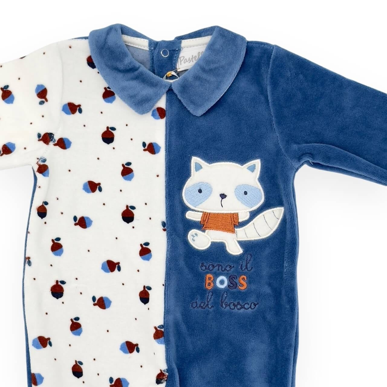 Pastellfarbener Chenille-Strampler