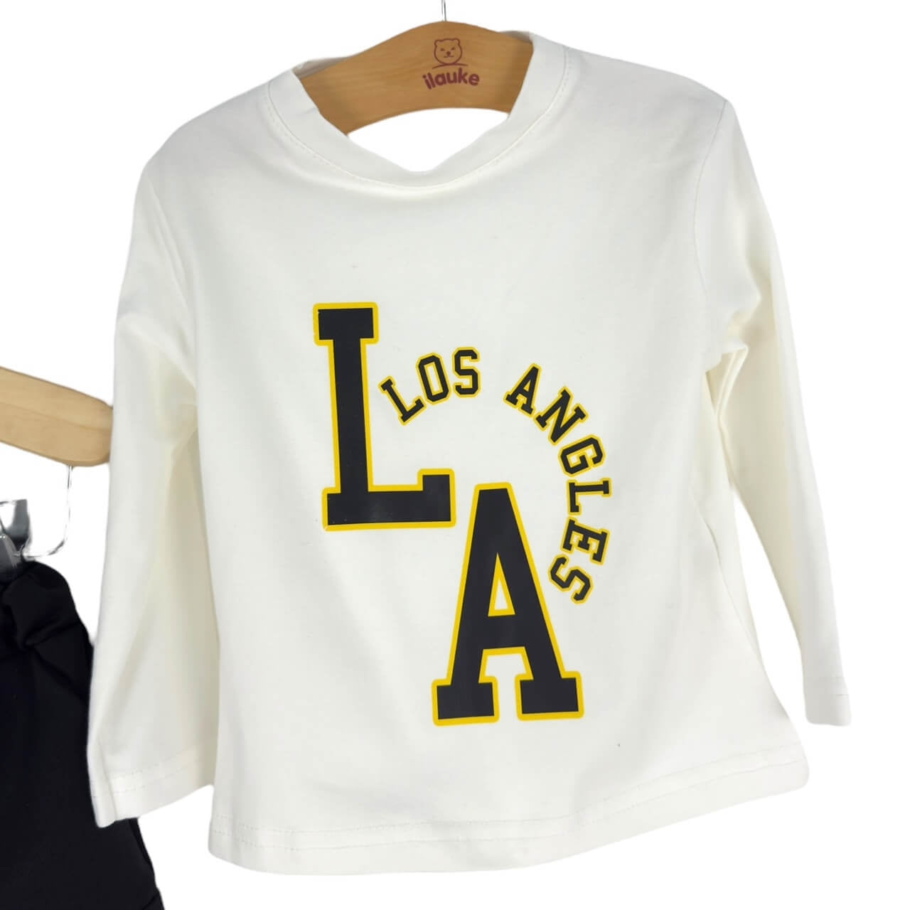 Warmes Babyset aus Baumwolle