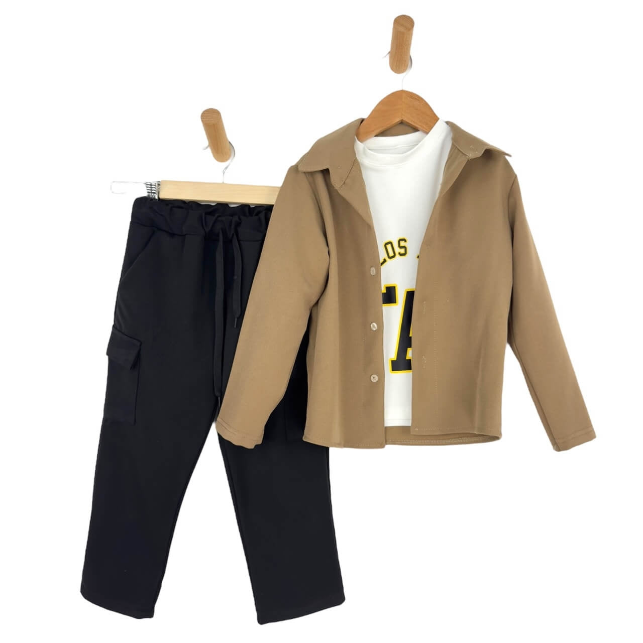 Warmes Babyset aus Baumwolle