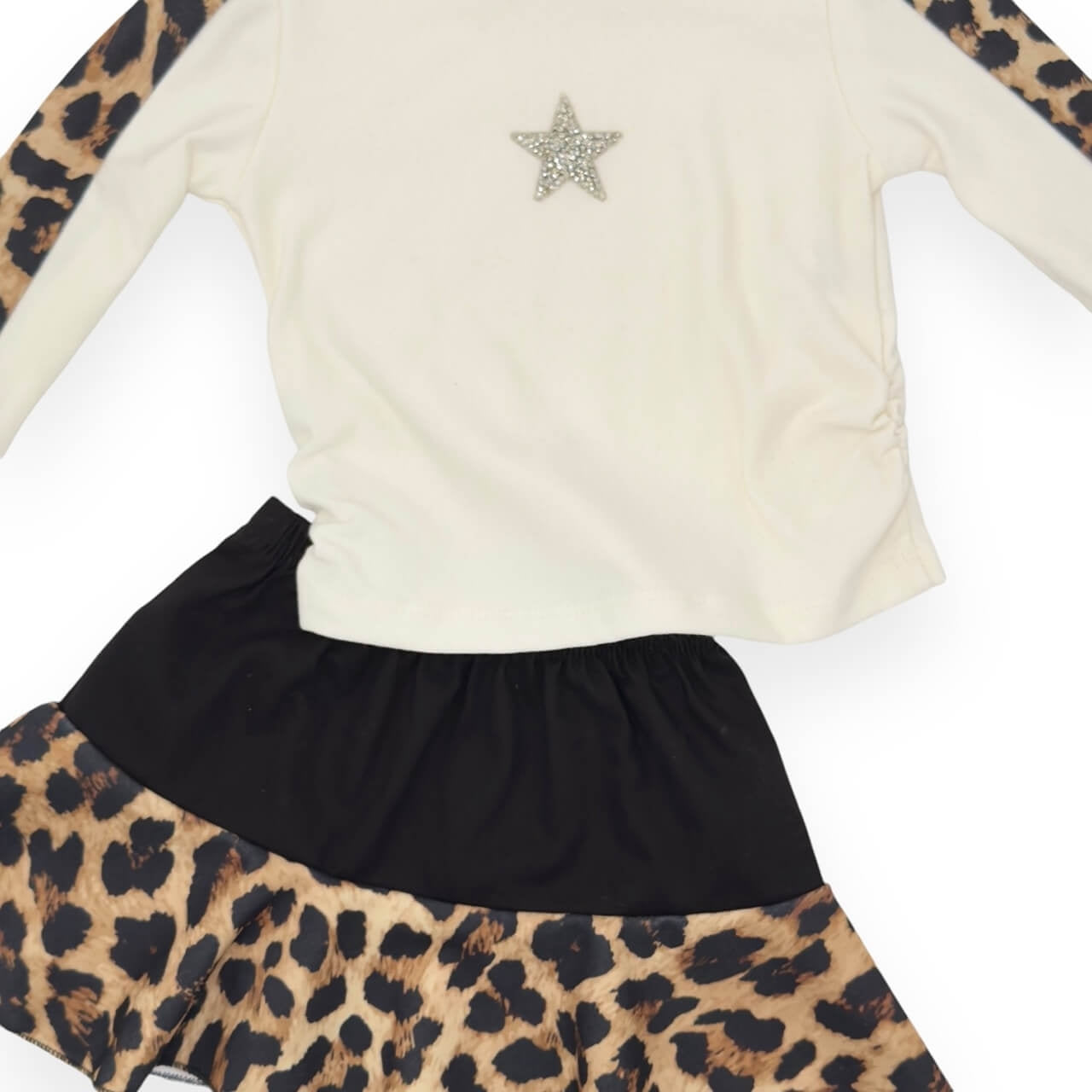 Warmes Baby-Mädchen-Outfit aus Baumwolle