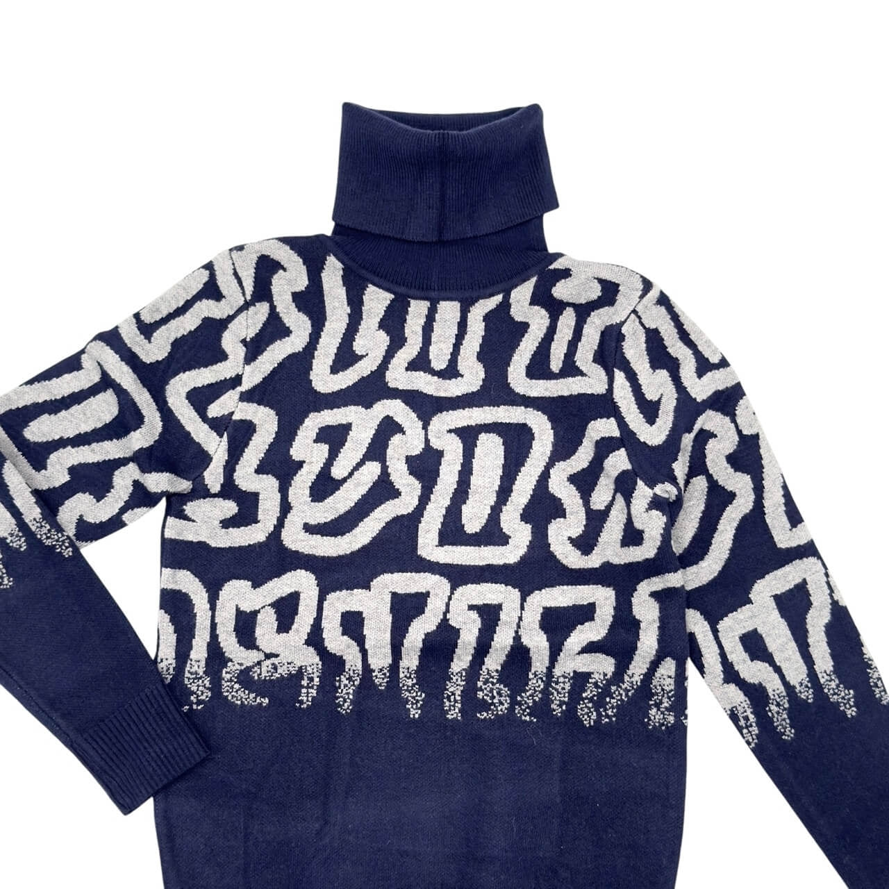 Baby-Pullover mit hohem Kragen