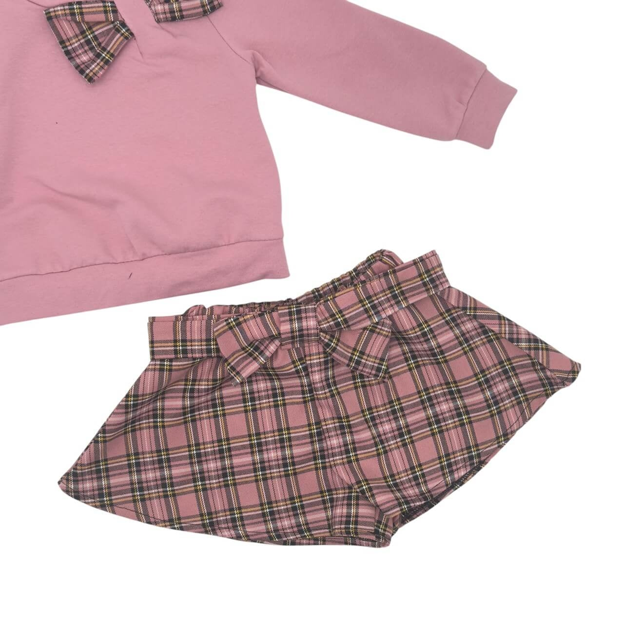 Warmes Baby-Mädchen-Outfit aus Baumwolle