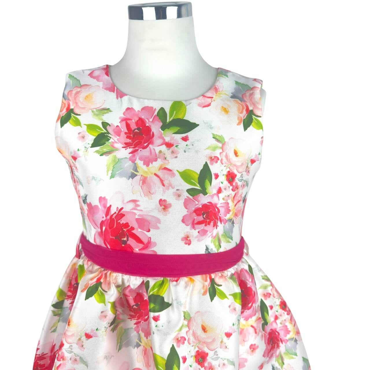 Elegantes Kleid für kleine Mädchen