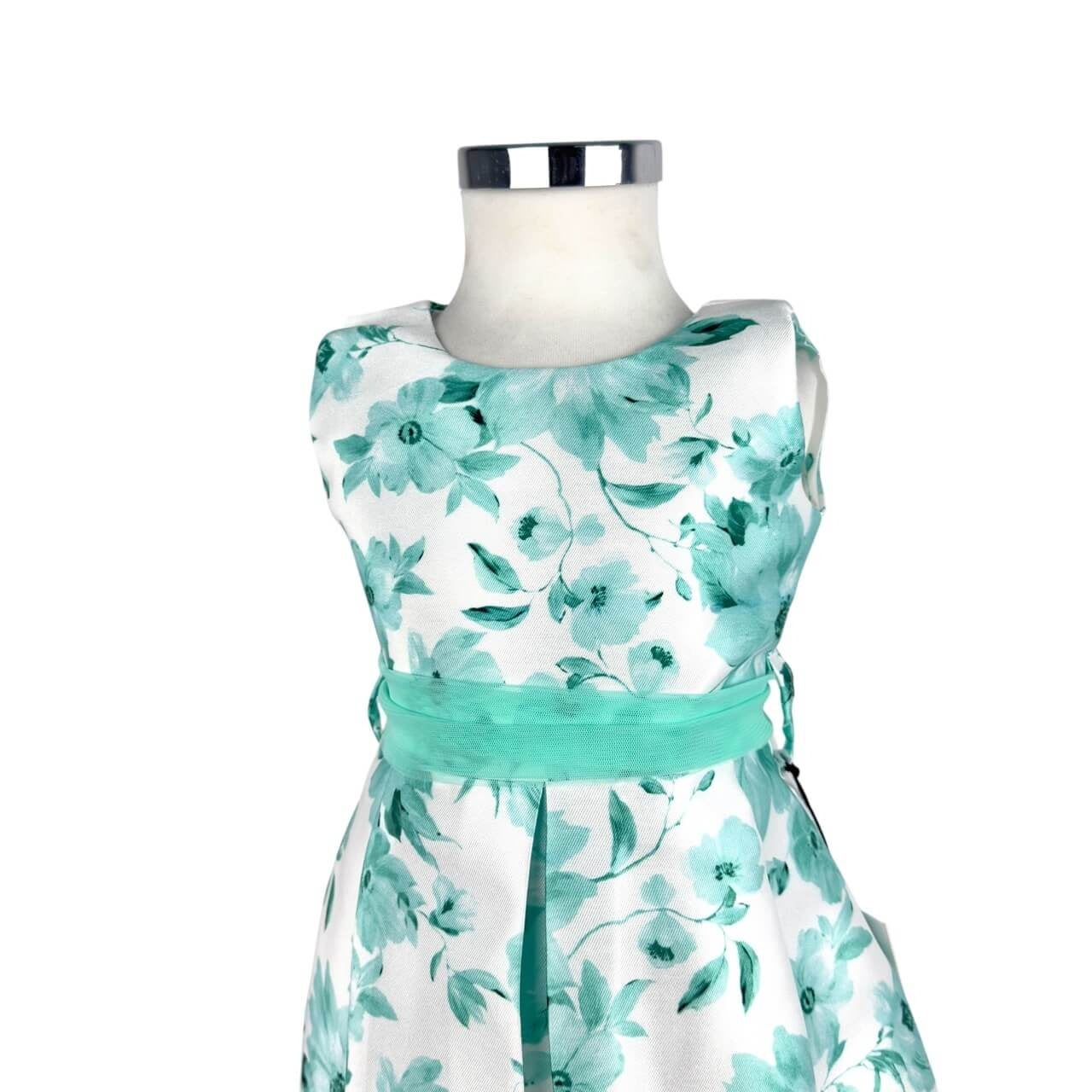 Elegantes Kleid für kleine Mädchen