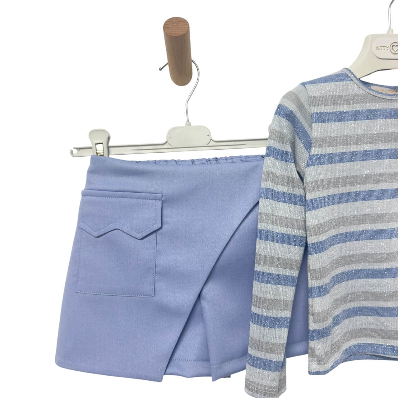 Glitzerndes Baby-Mädchen-Outfit