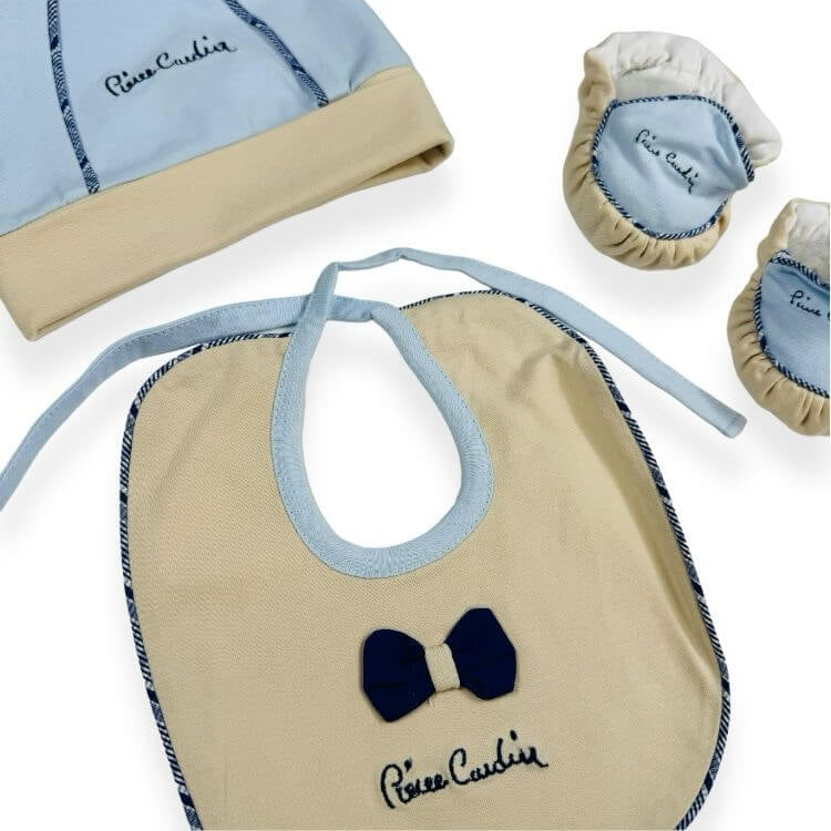 Set aus Baumwollmütze, Schuhen und Lätzchen in limitierter Auflage