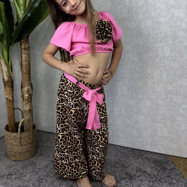 Animal-Print-Outfit für Mädchen