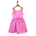 Elegantes Kleid für kleine Mädchen