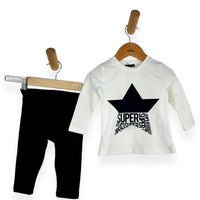 Warmes Baby-Mädchen-Outfit aus Baumwolle