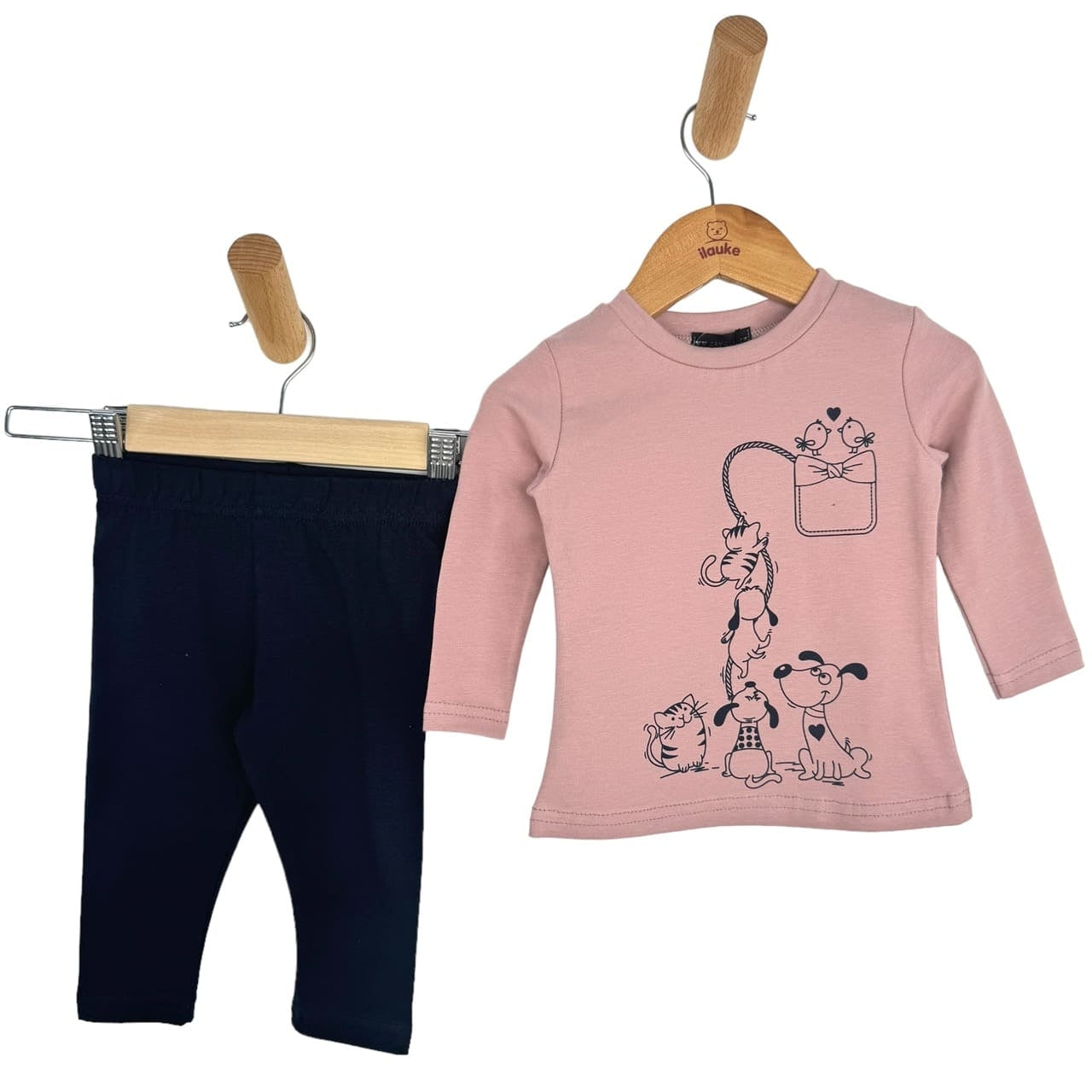 Warmes Baby-Mädchen-Outfit aus Baumwolle