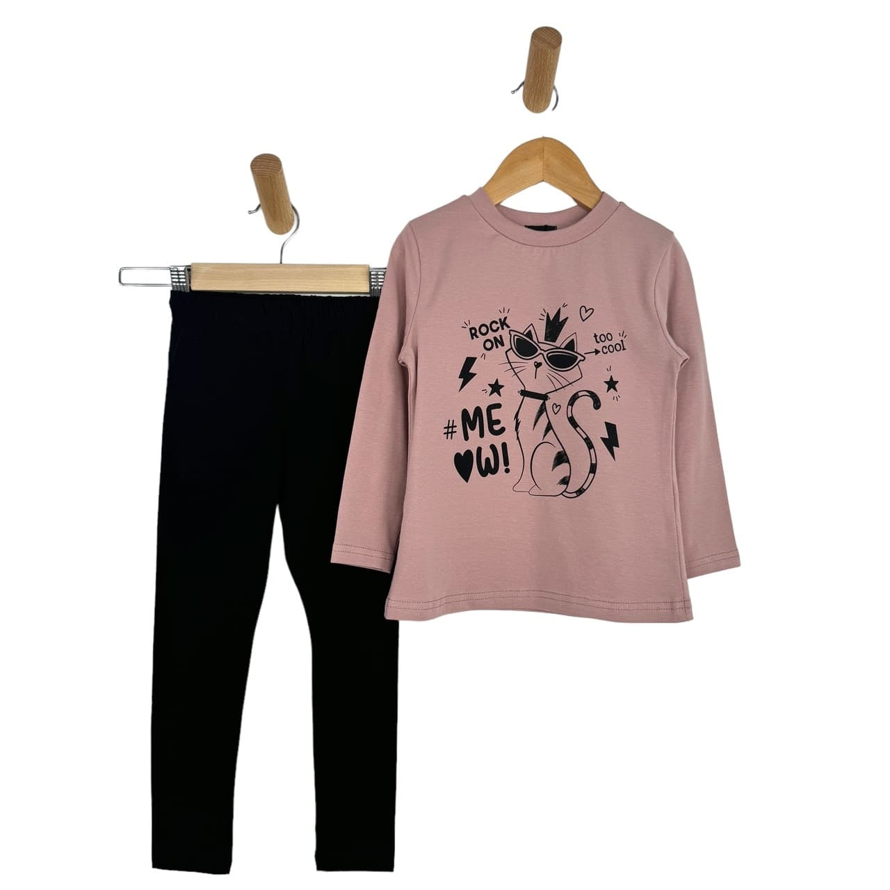 Warmes Baby-Mädchen-Outfit aus Baumwolle