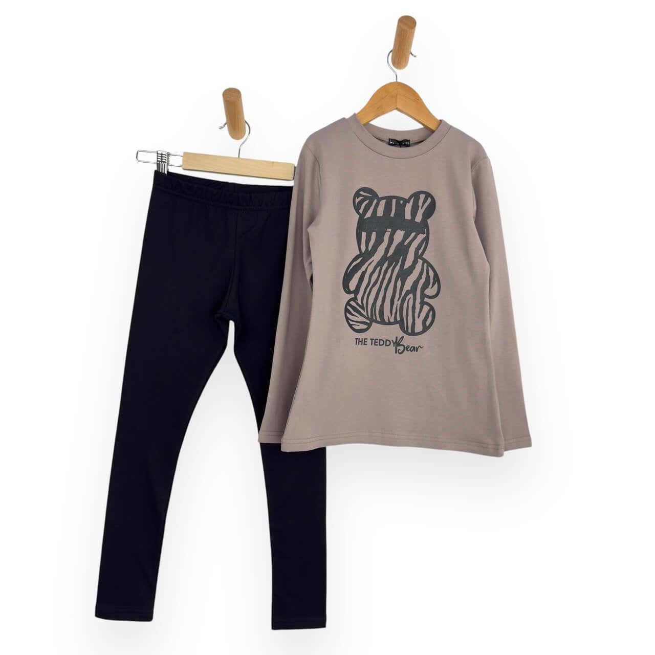 Warmes Baby-Mädchen-Outfit aus Baumwolle