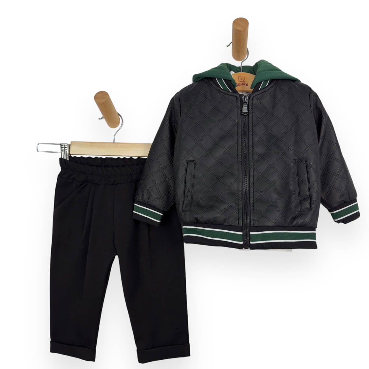 Baby-Outfit mit Öko-Lederjacke