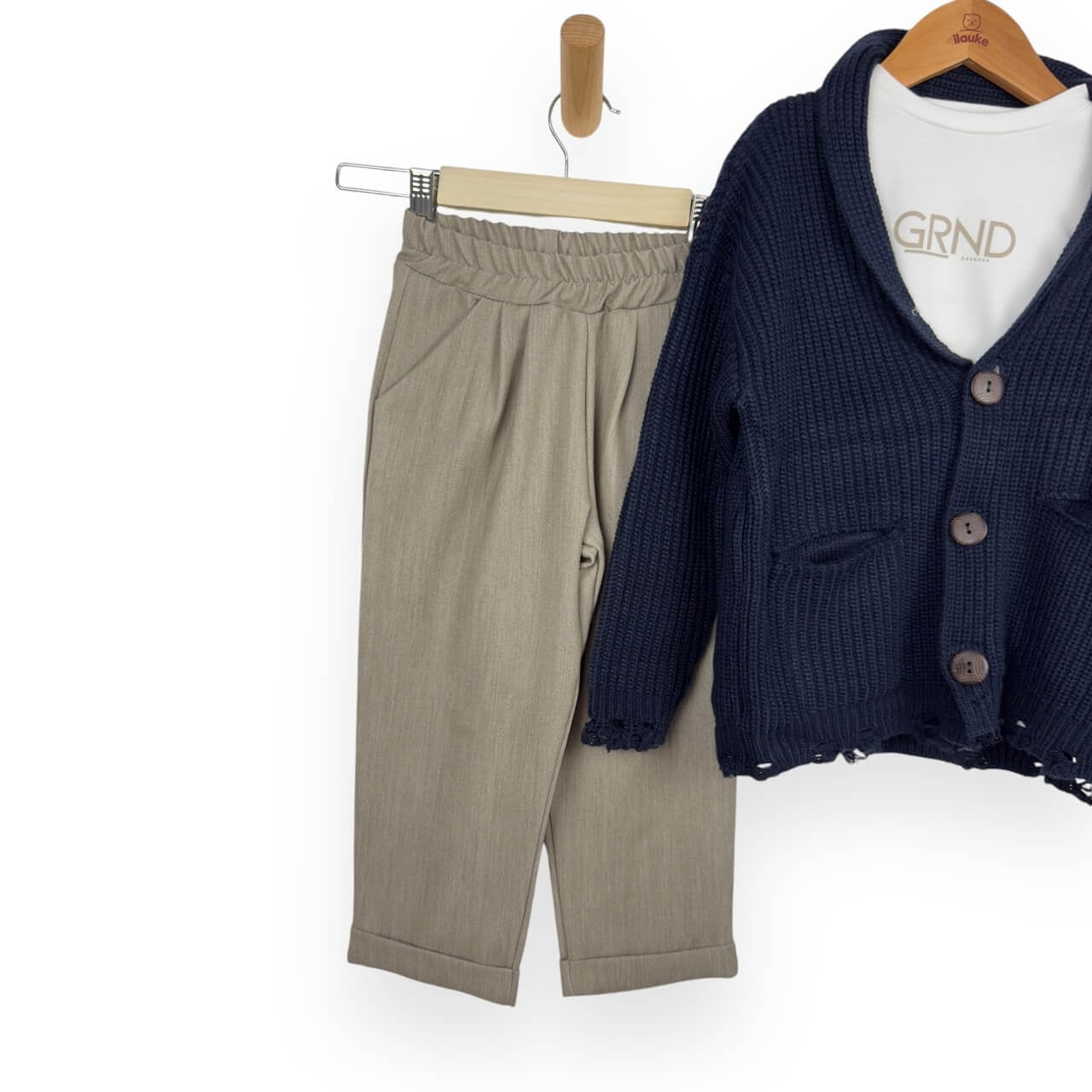 Baby-Set mit Strickjacke