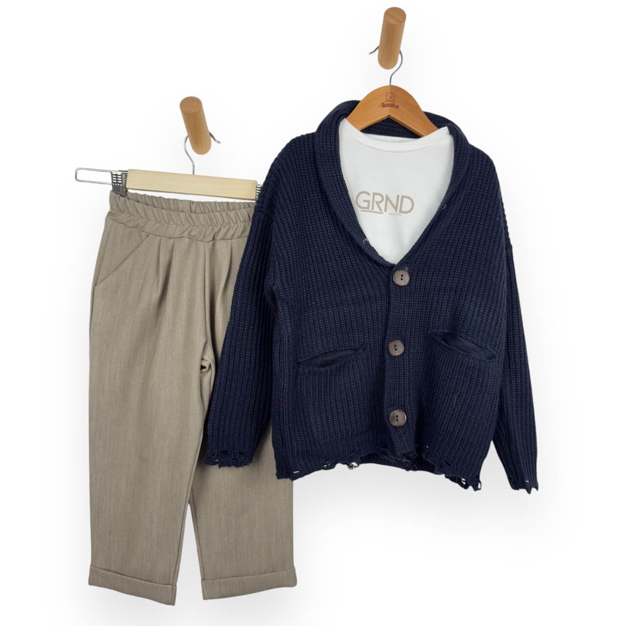 Baby-Set mit Strickjacke
