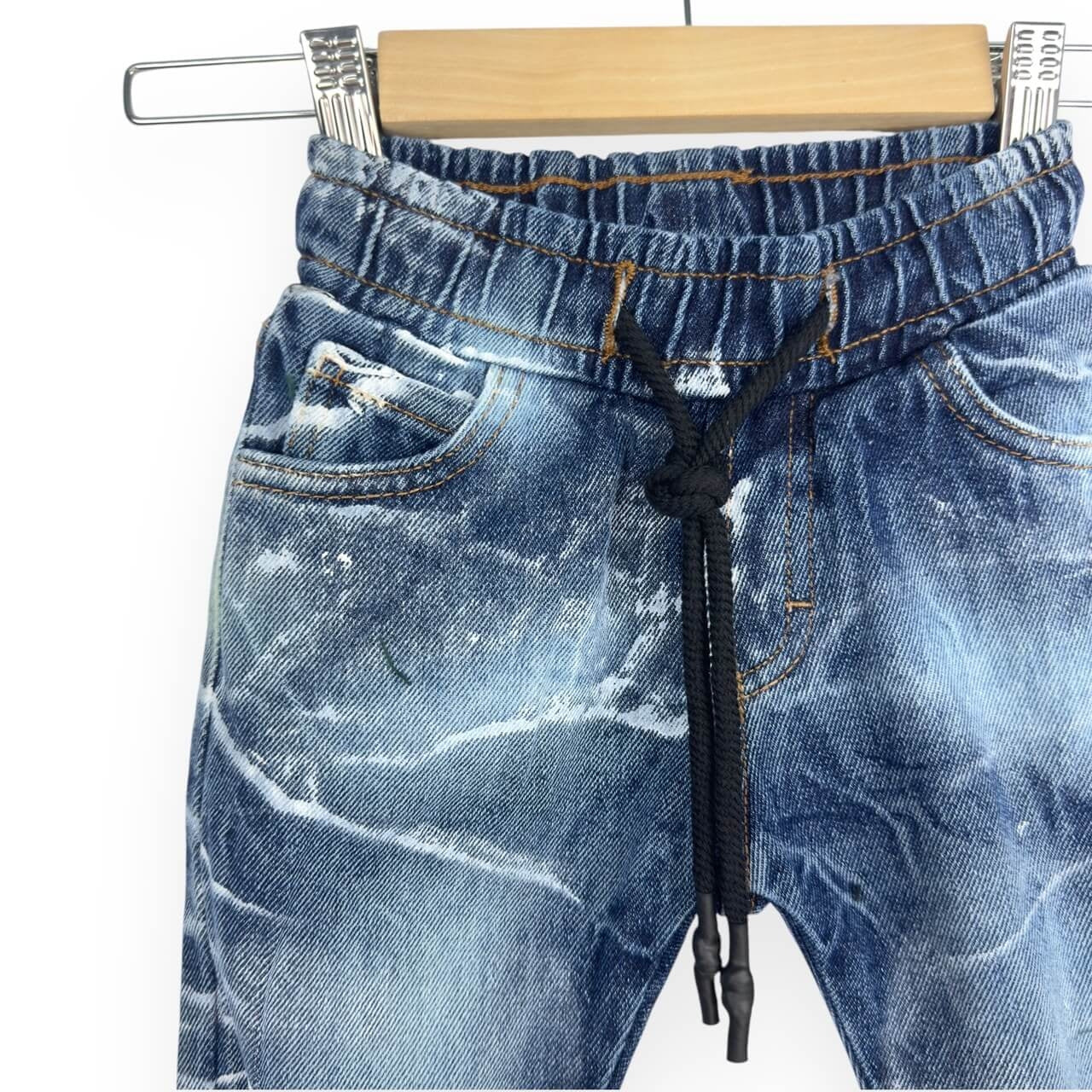 Neugeborenen-Jeans