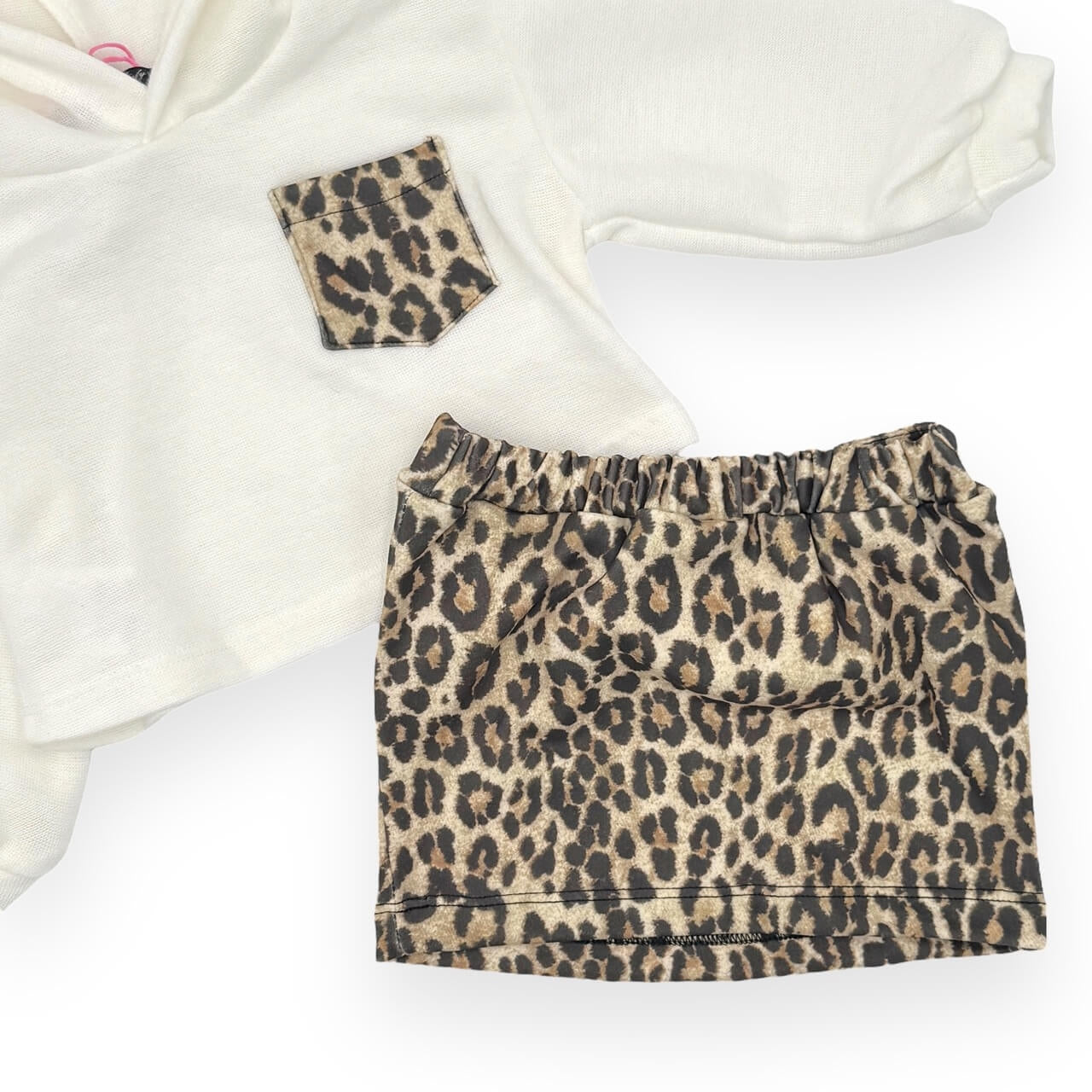 Warmes Baby-Mädchen-Outfit aus Baumwolle