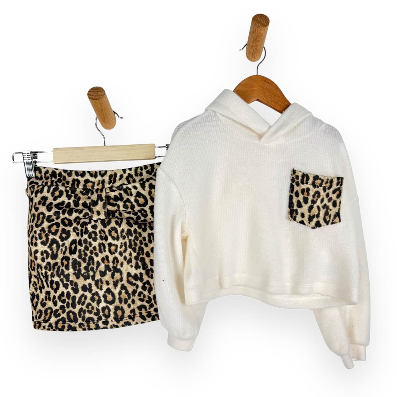 Warmes Baby-Mädchen-Outfit aus Baumwolle