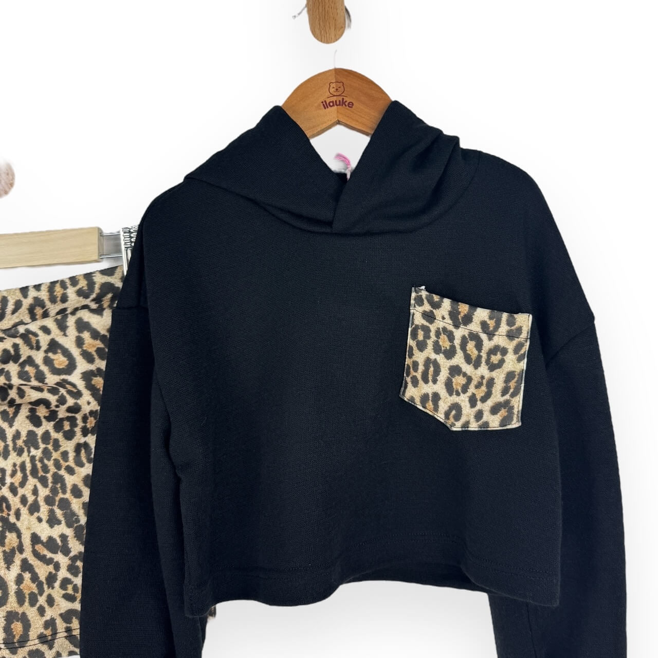 Warmes Baby-Mädchen-Outfit aus Baumwolle