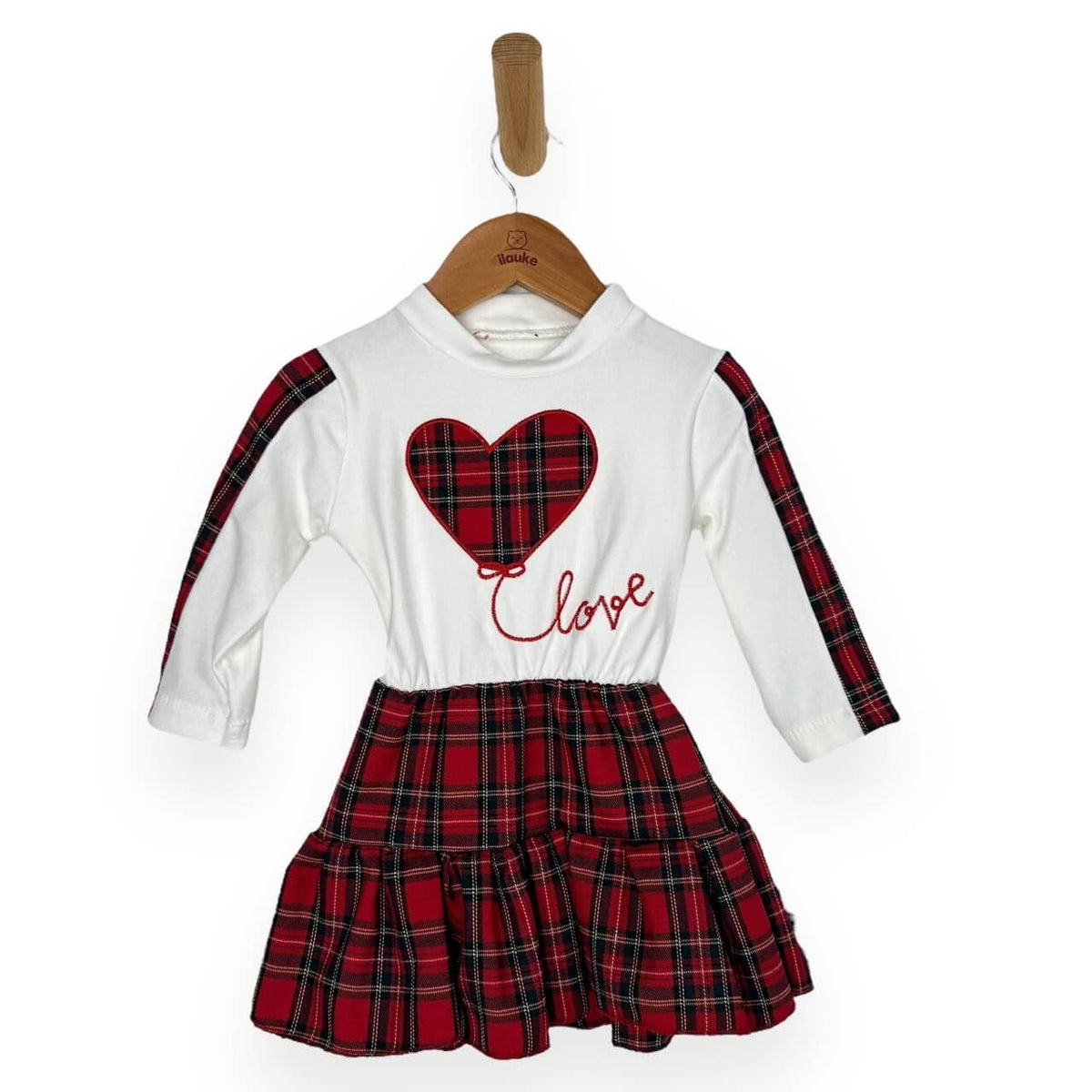 Warmes schottisches Baumwollkleid