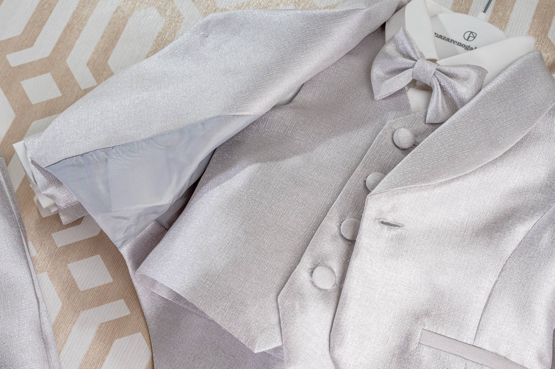 Taufkleid für Neugeborene – Made in Italy