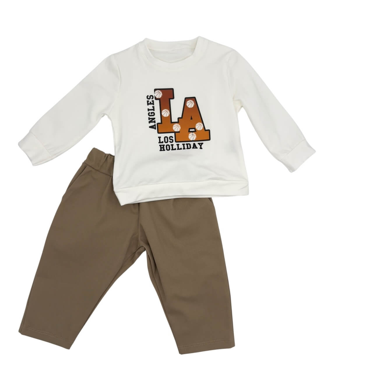 Warmes Babyset aus Baumwolle