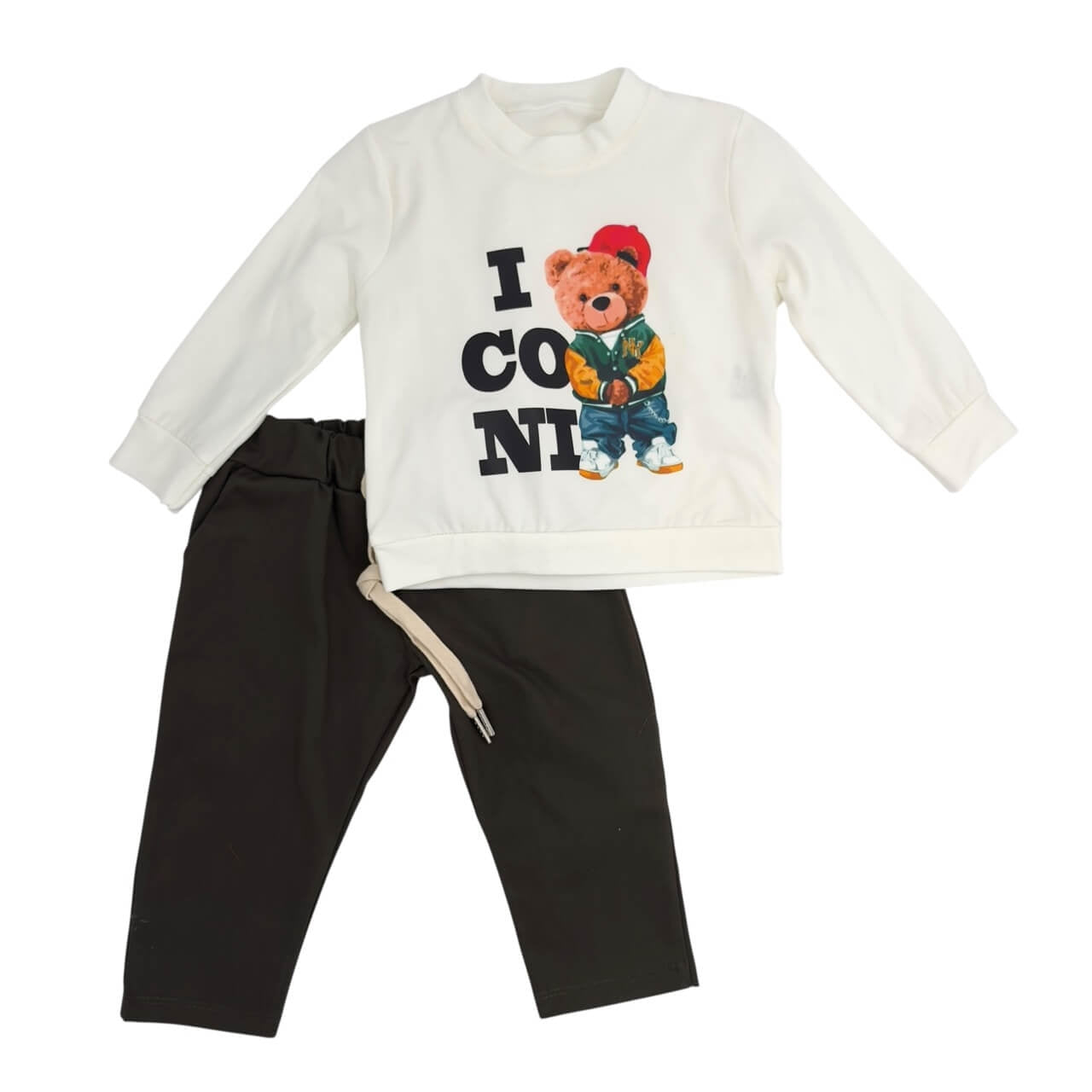 Warmes Babyset aus Baumwolle