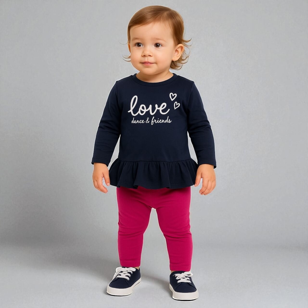 Warmes Baby-Mädchen-Outfit aus Baumwolle