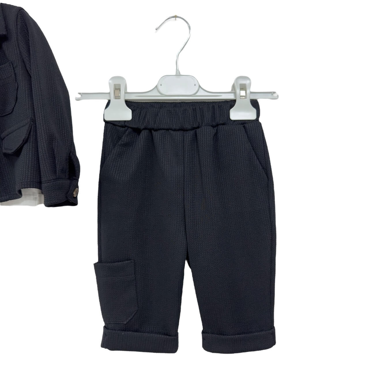 Neugeborenen-Outfit aus Baumwolle