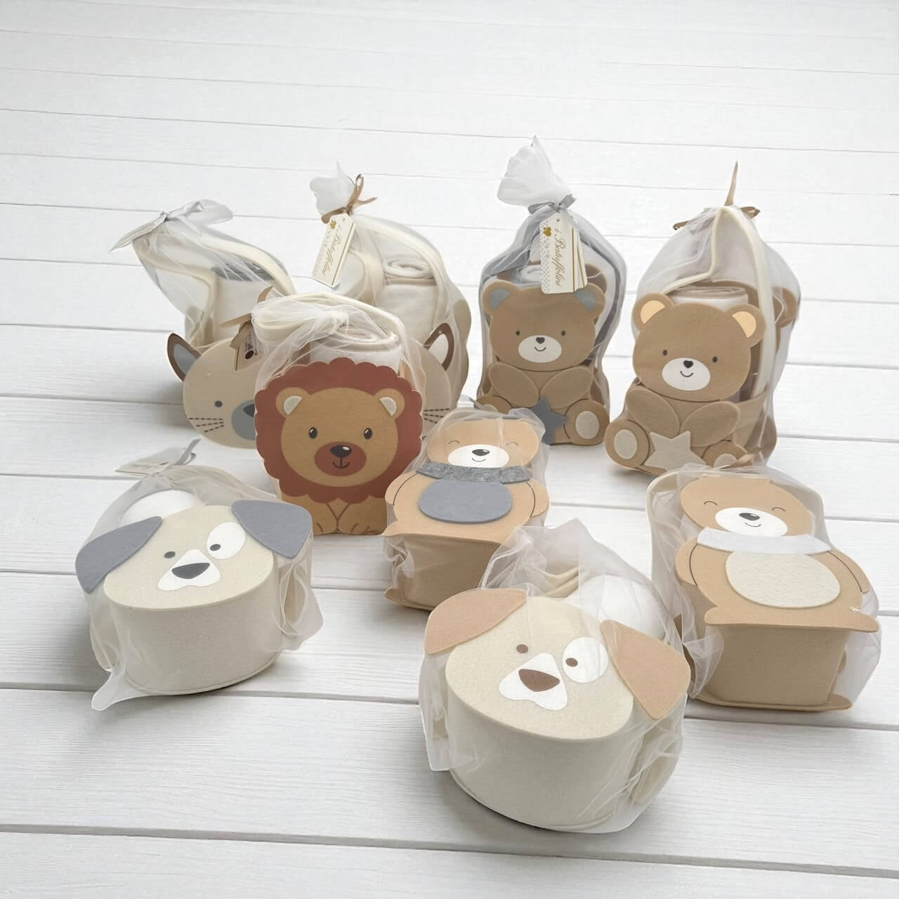 1 Set Regalo Neonato con Accappatoio Triangolo