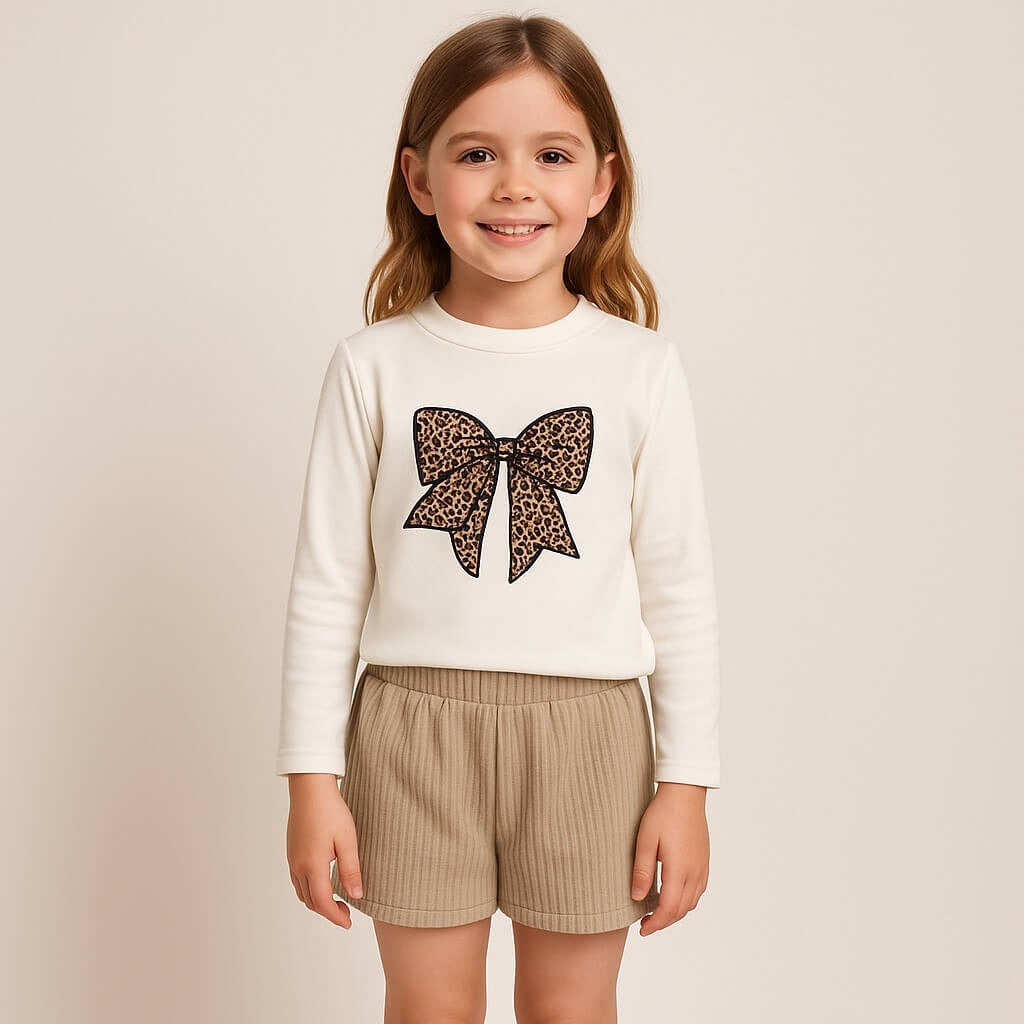 Warmes Baby-Mädchen-Outfit aus Baumwolle