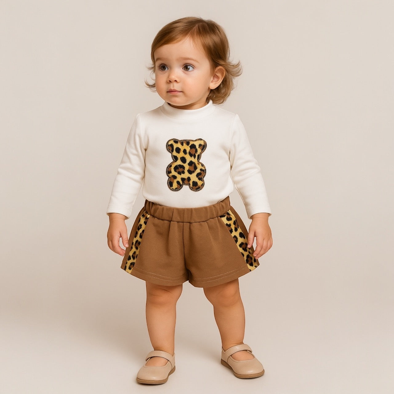 Plüschiges Baby-Mädchen-Outfit