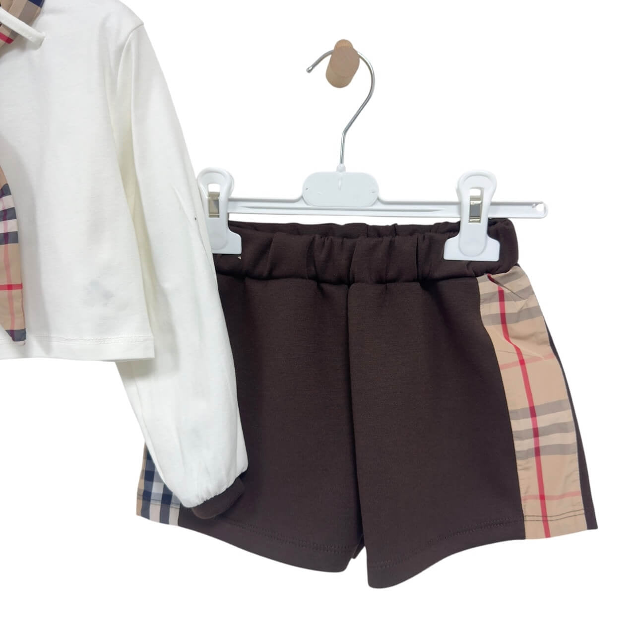 Winterliches Baby-Outfit