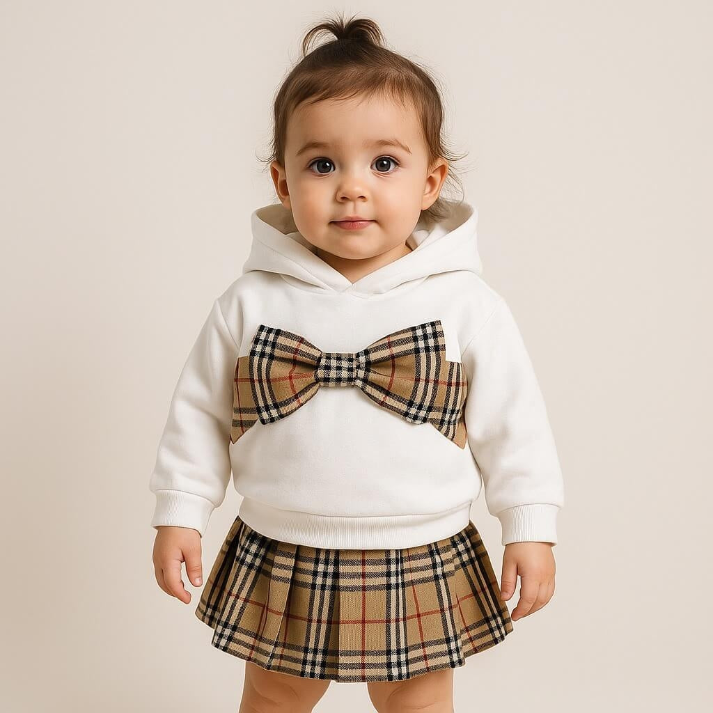 Baby-Mädchen-Outfit