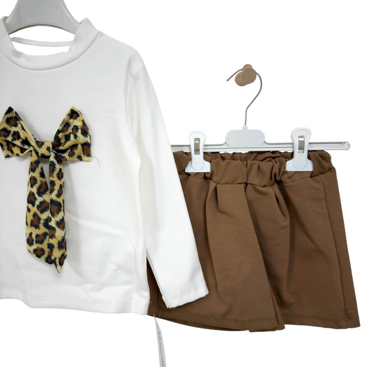 Warmes Baby-Mädchen-Outfit aus Baumwolle