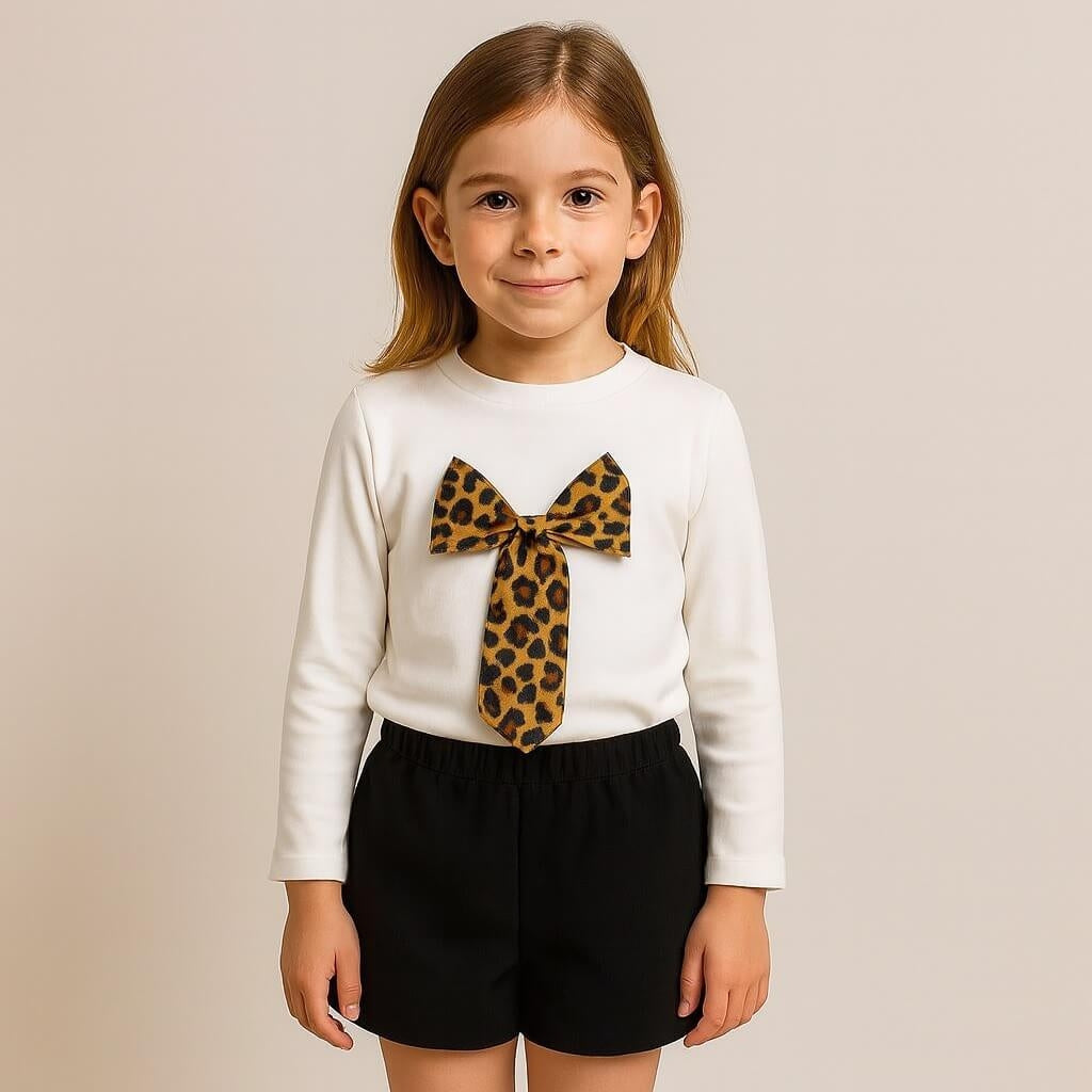 Warmes Baby-Mädchen-Outfit aus Baumwolle