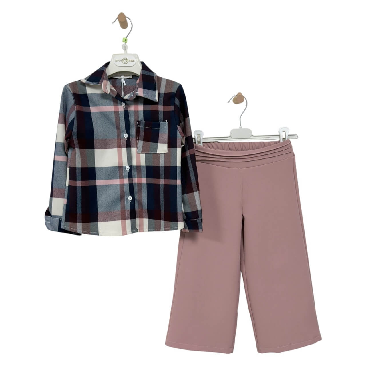 Winterliches Baby-Outfit