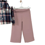 Winterliches Baby-Outfit