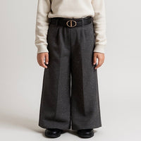 Pantalone a Palazzo Diamond