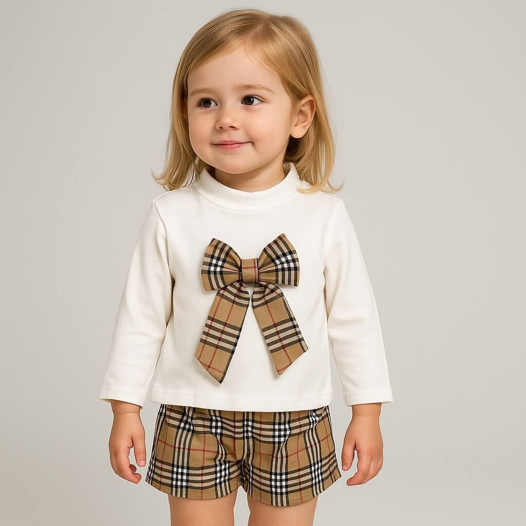 Plüschiges Baby-Mädchen-Outfit