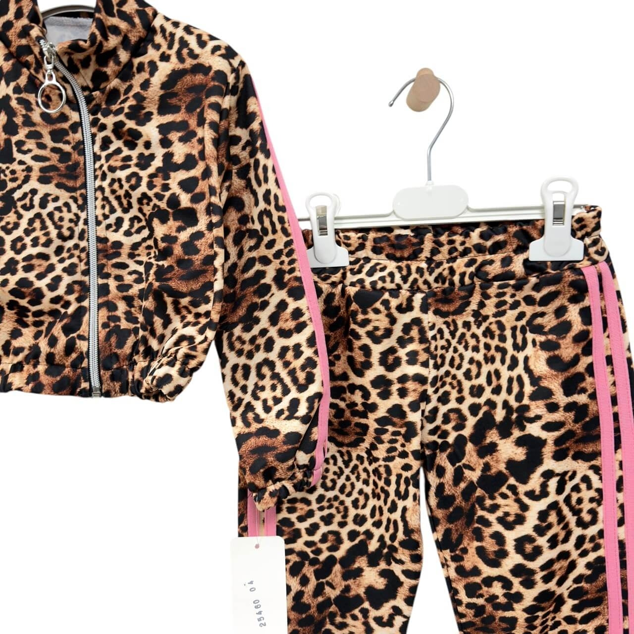 Animalisches Winteroutfit für Babymädchen