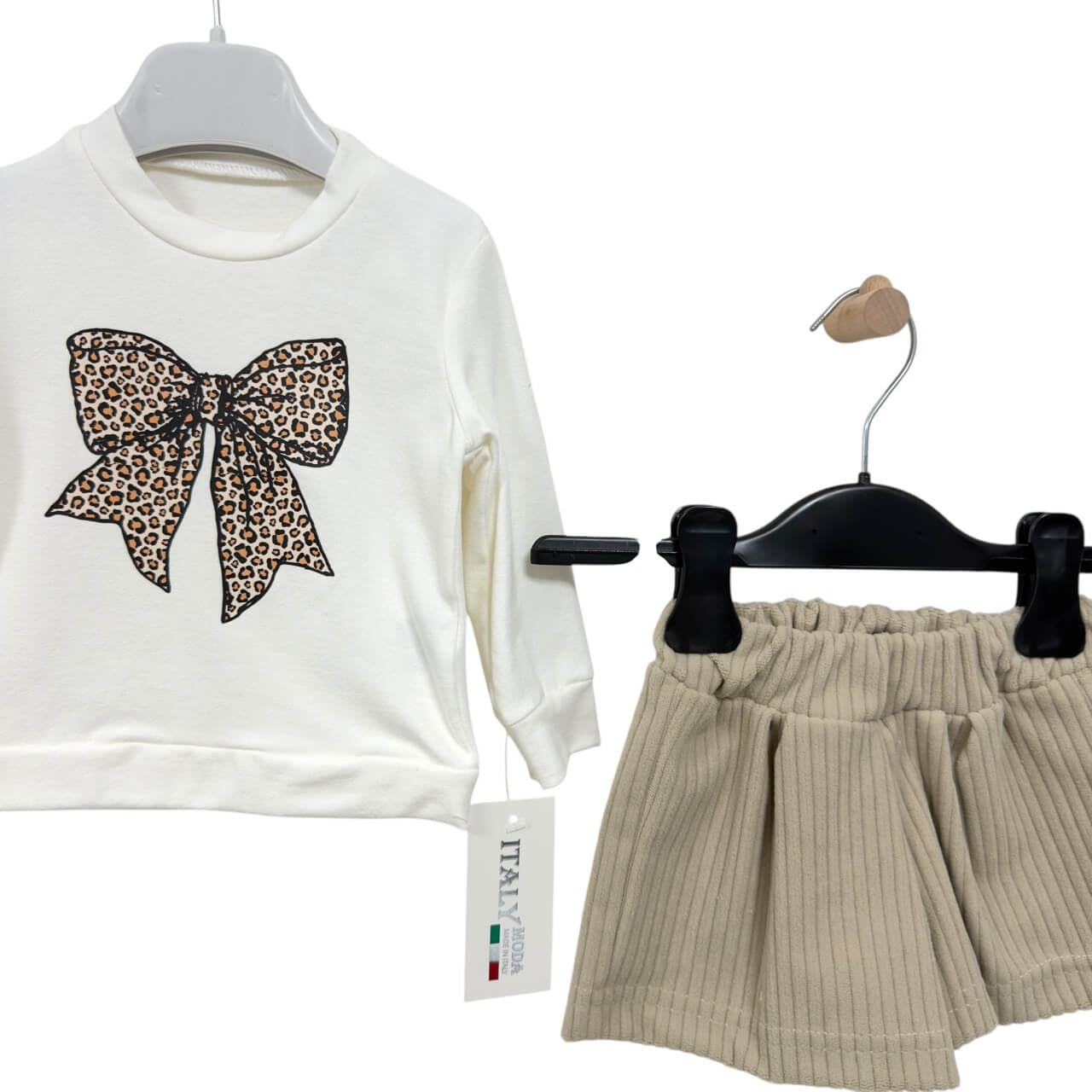 Plüschiges Baby-Mädchen-Outfit