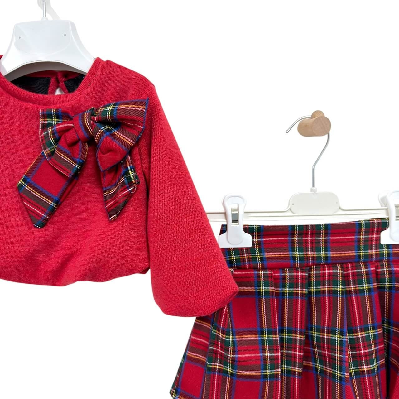Baby-Mädchen-Outfit
