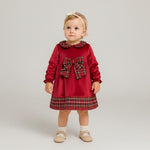 Babykleidchen aus schottischem Samt