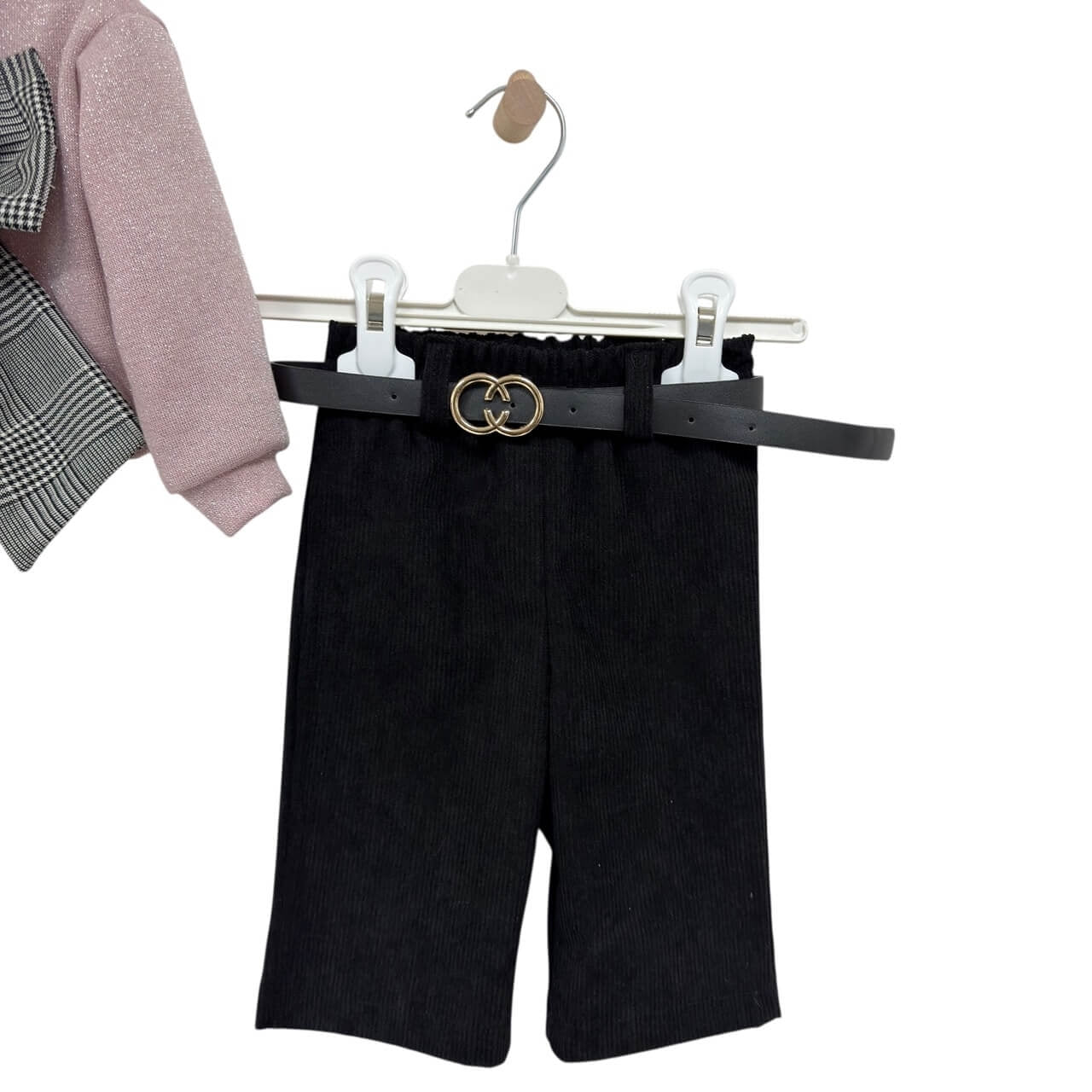 Baby-Mädchen-Outfit