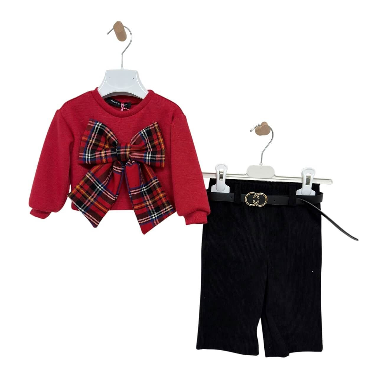 Baby-Mädchen-Outfit