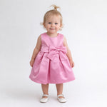 Elegantes Baby-Mädchen-Kleid