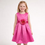 Elegantes Kleid für kleine Mädchen