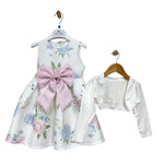 Elegantes Kleid für kleine Mädchen