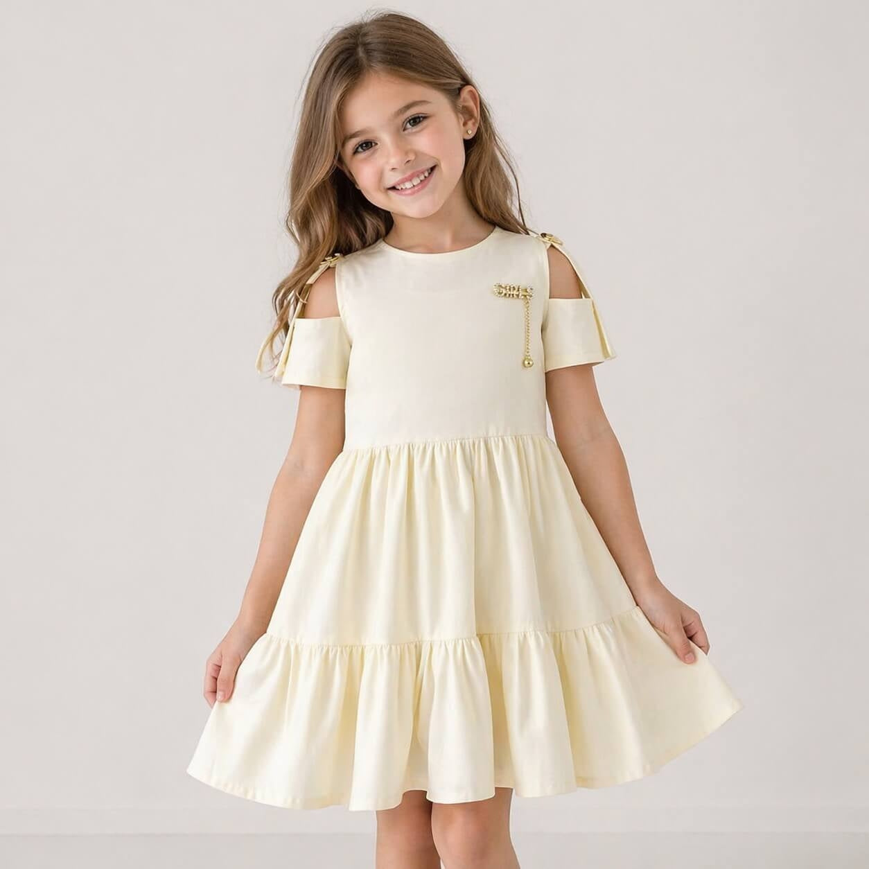 Elegantes Kleid für kleine Mädchen